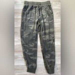 Splendid Camo Joggers - Olive and Charcoal